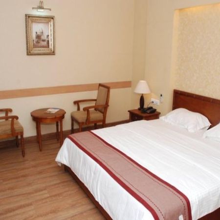 Indian Summer Hotels Pvt Ltd Ludhiana Esterno foto